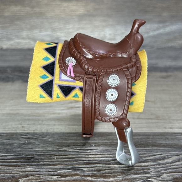 Fisher Price Loving Family Aspen Gold Western Horse Saddle, Blanket - Picture 3 of 5